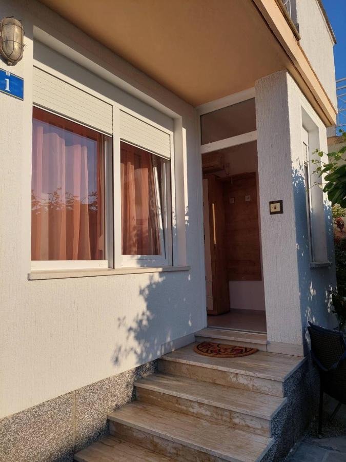 Apartmani Gamboc + Experience And Discounts Umag Bagian luar foto